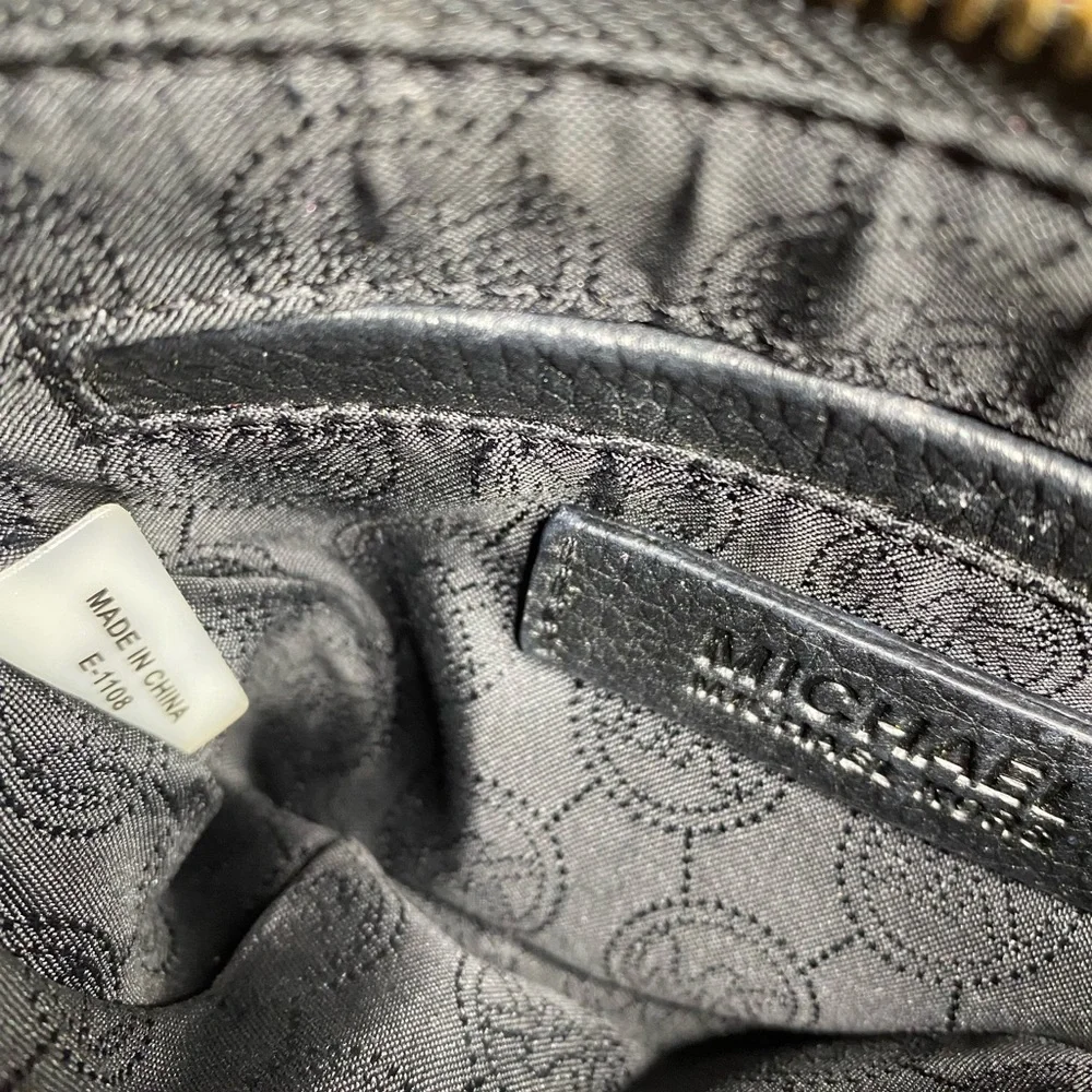 Michael Kors Signature Wristlet - EUC
